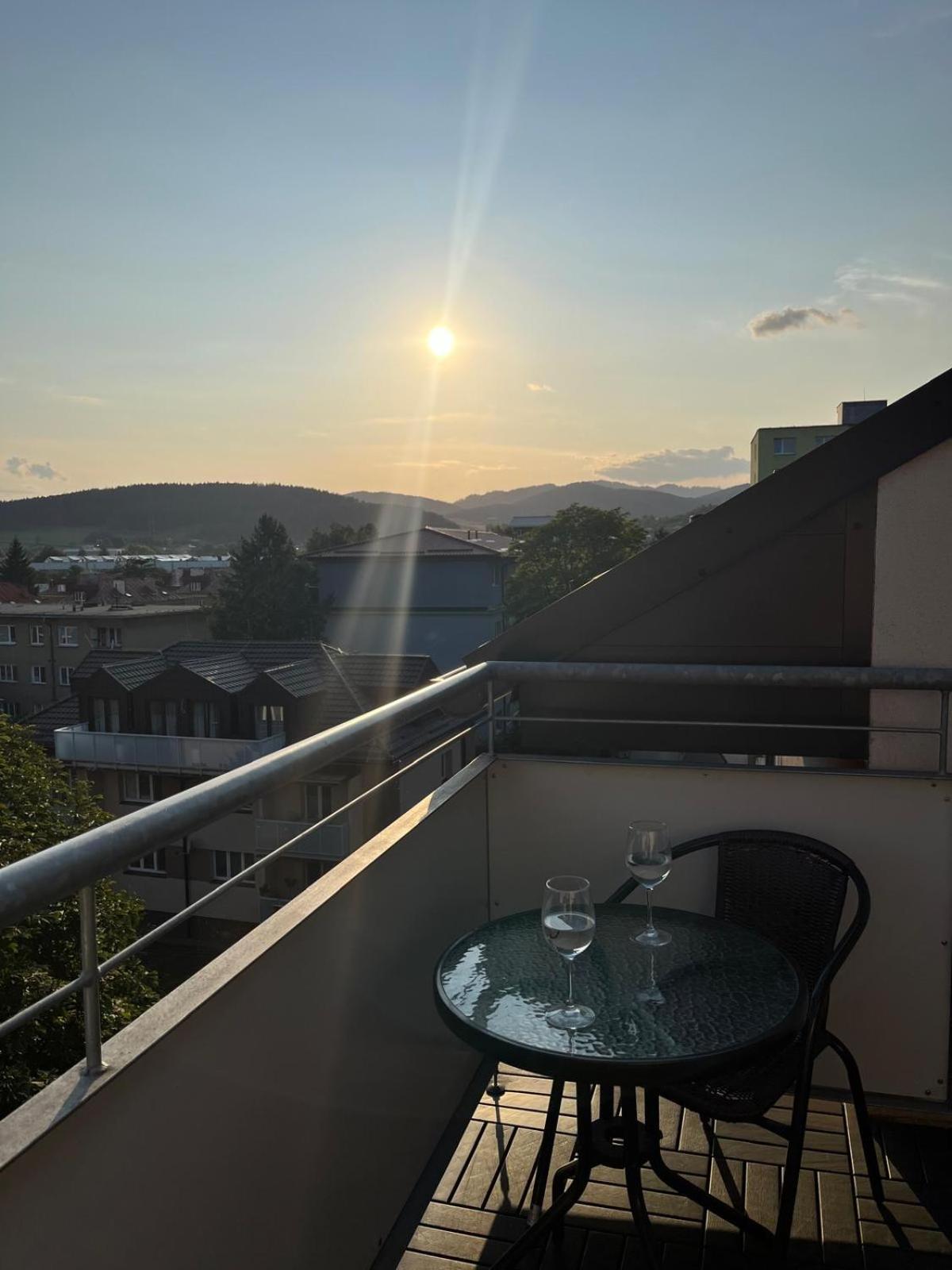 Tranquille Inn Apartment Kysucke Nove Mesto Exterior photo